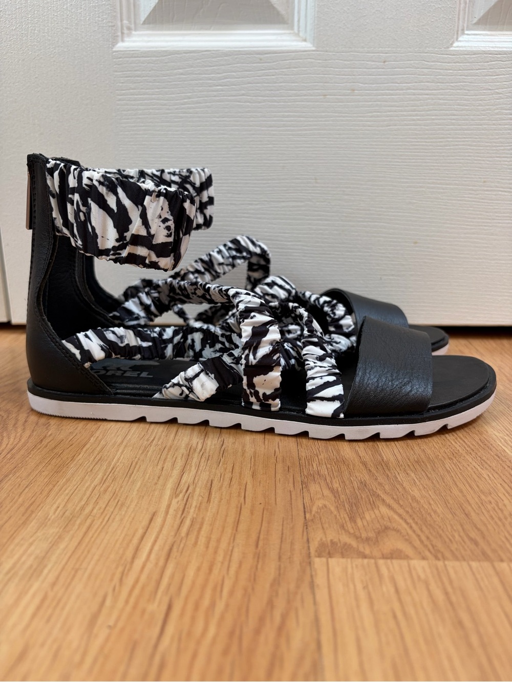 Sorel Black and White Ella II Rouched Sandals with Ankle Strap Size 9